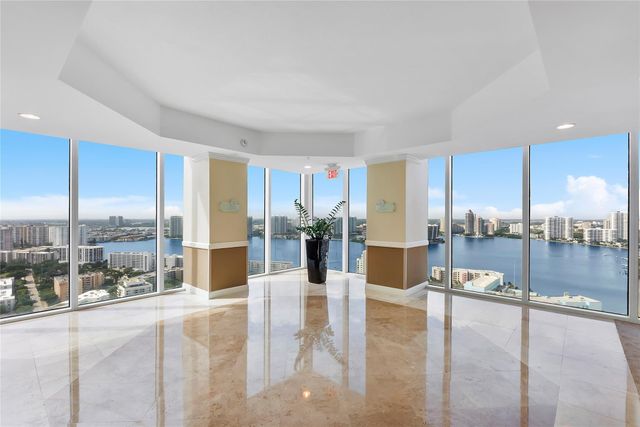 18001 Collins Ave 2806, North Miami Beach, FL 33160