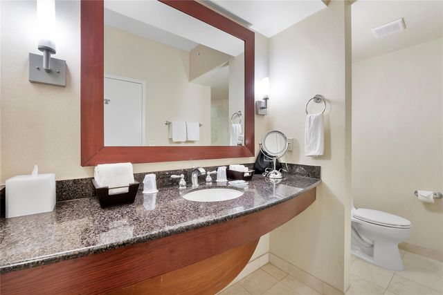 18001 Collins Ave 2806, North Miami Beach, FL 33160