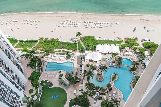 18001 Collins Ave 2806, North Miami Beach, FL 33160