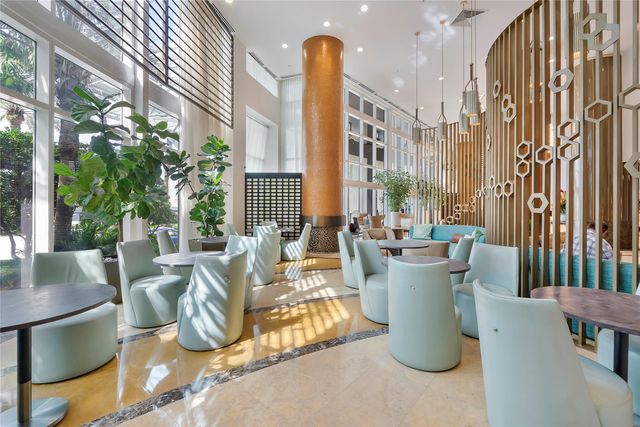 18001 Collins Ave 2806, North Miami Beach, FL 33160