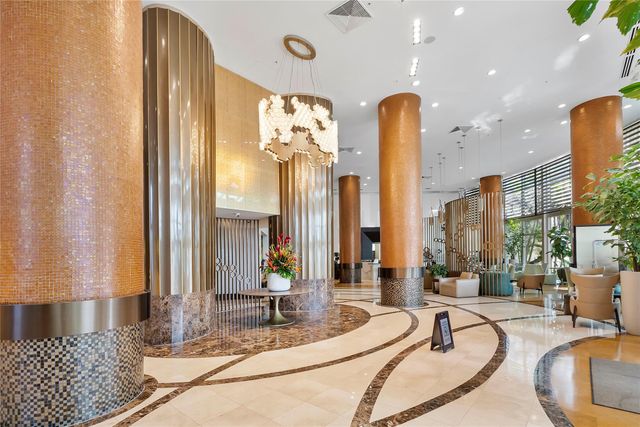 18001 Collins Ave 2806, North Miami Beach, FL 33160