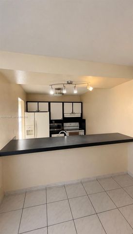 5501 NW 7th Street E412, Miami, FL 33126