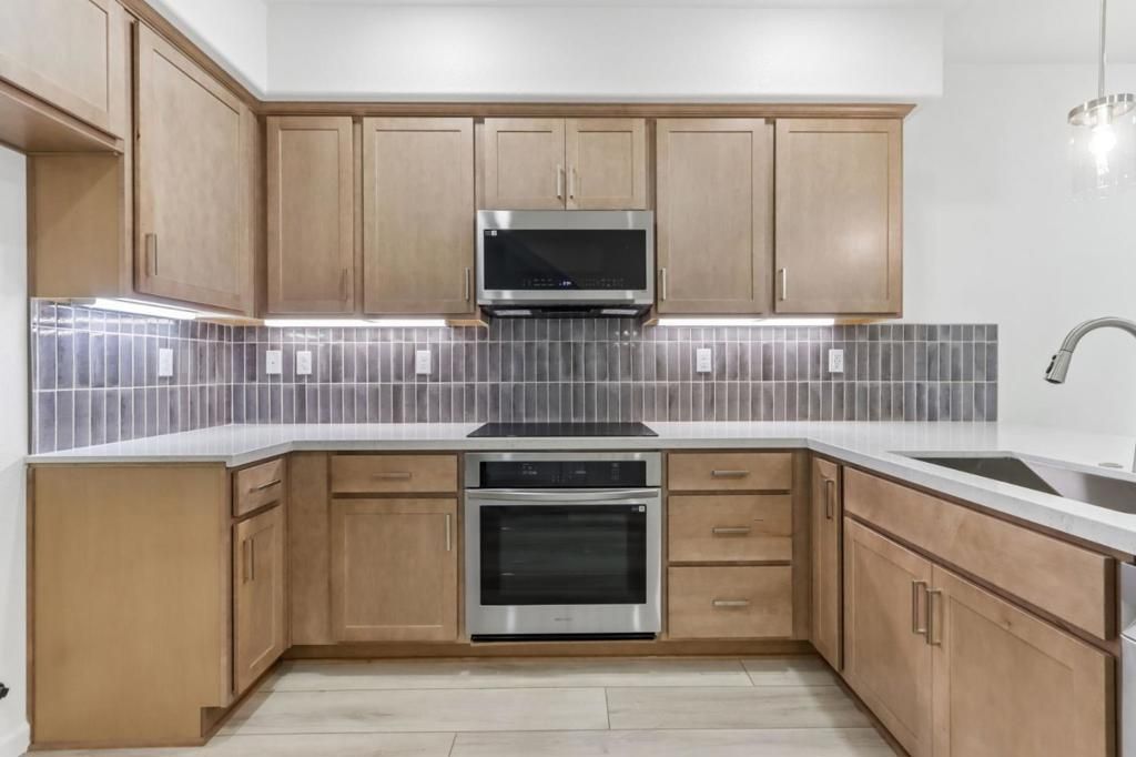 Image 10 of property listing at 37431 Fremont Boulevard, Fremont, CA 94536
