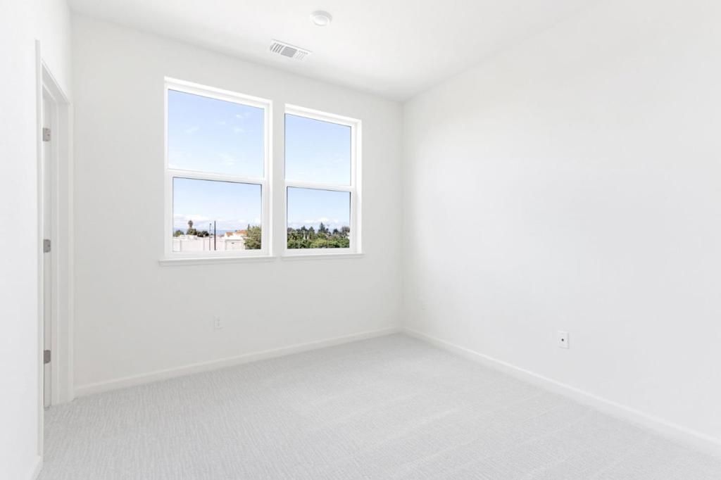 Image 17 of property listing at 37431 Fremont Boulevard, Fremont, CA 94536