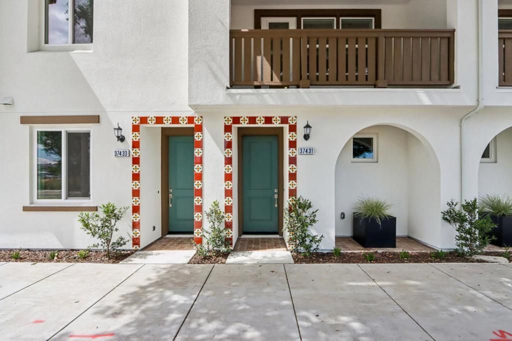 Image 2 of property listing at 37431 Fremont Boulevard, Fremont, CA 94536