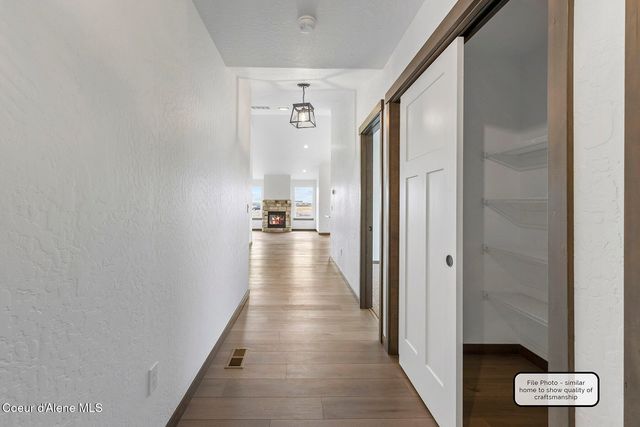 13248 N International St, Rathdrum, ID 83858