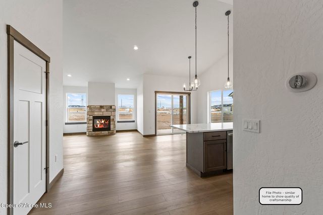 13248 N International St, Rathdrum, ID 83858