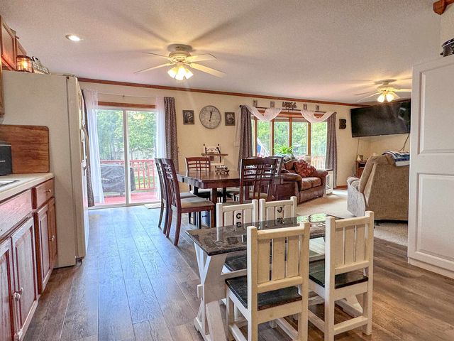 152 E Lakeshore Drive, Cherokee Village, AR 72529