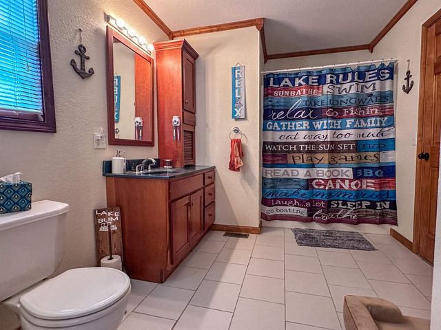 152 E Lakeshore Drive, Cherokee Village, AR 72529