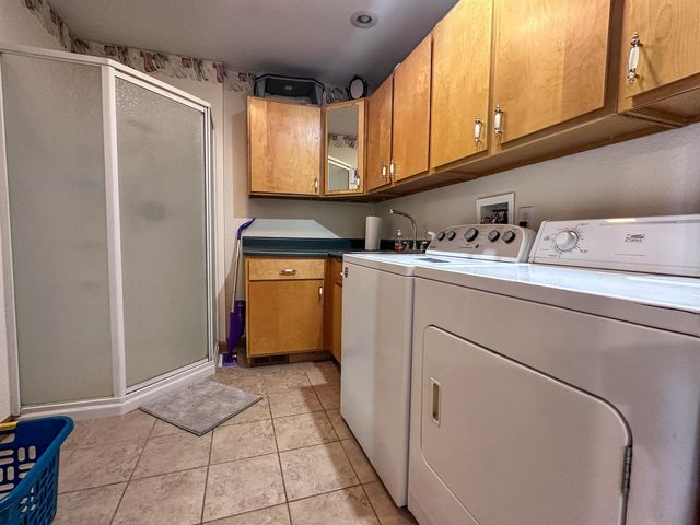 152 E Lakeshore Drive, Cherokee Village, AR 72529