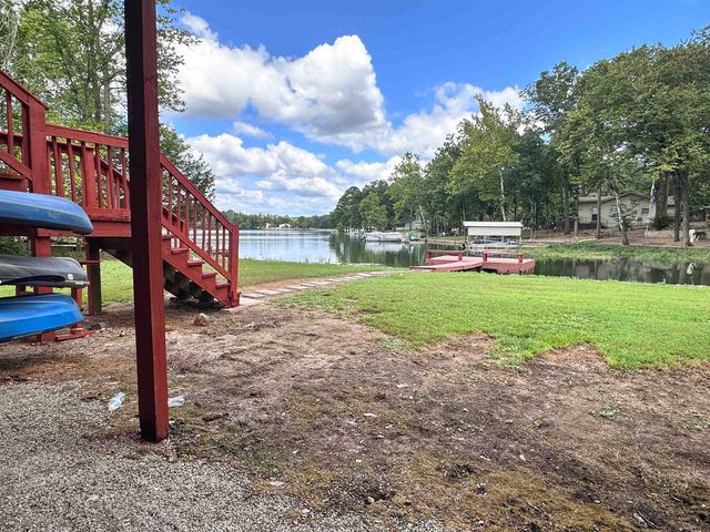 152 E Lakeshore Drive, Cherokee Village, AR 72529