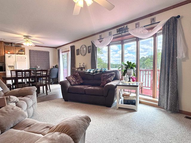 152 E Lakeshore Drive, Cherokee Village, AR 72529