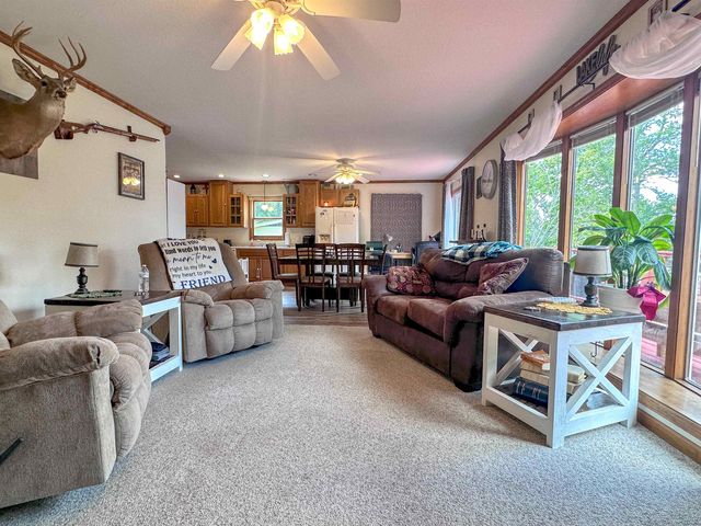 152 E Lakeshore Drive, Cherokee Village, AR 72529