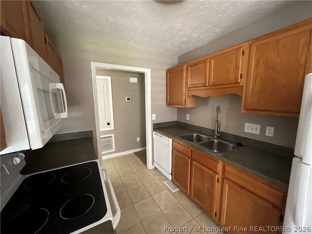 3963 Loufield Drive, Fayetteville, NC 28311