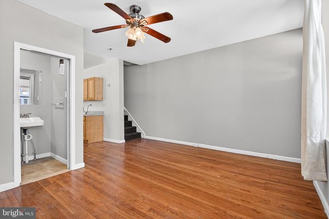 237 PENSDALE ST, Philadelphia, PA 19128