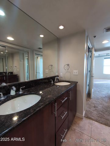 1326 N CENTRAL Avenue 414, Phoenix, AZ 85004