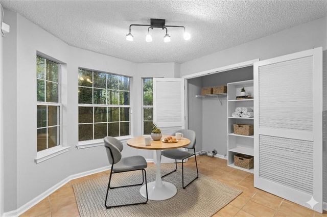 498 Pecan Wood Circle, Fairburn, GA 30213