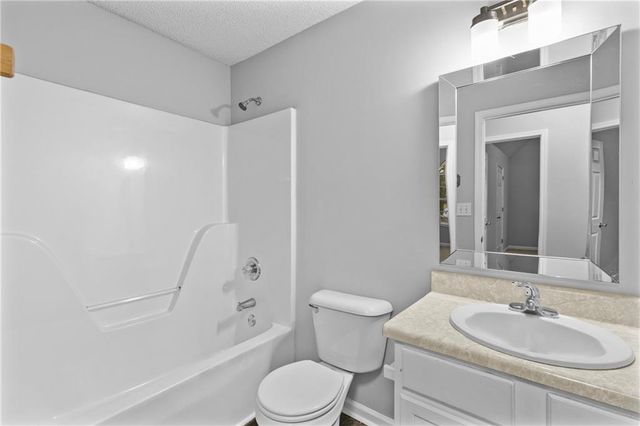 498 Pecan Wood Circle, Fairburn, GA 30213