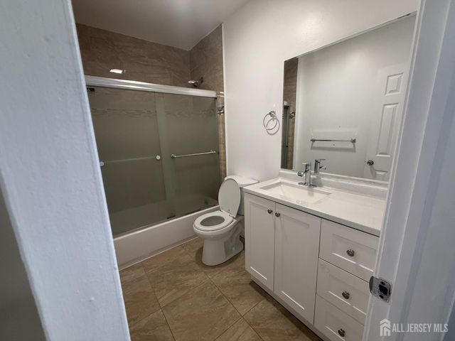 579 Florida Grove Road, Perth Amboy, NJ 08861