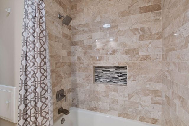 5833 Creek Valley Road, Edina, MN 55439