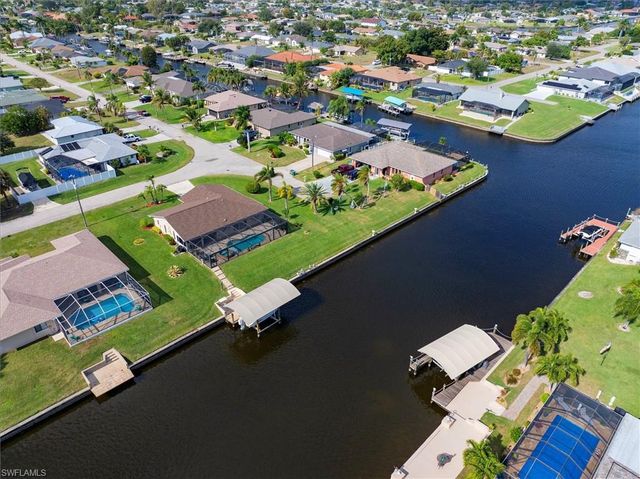 3301 SE 6th AVE, Cape Coral, FL 33904