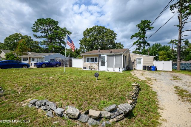 706 Tampa Road, Forked River, NJ 08731
