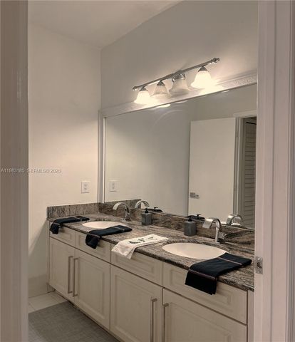 15840 SW 151st Ter, Miami, FL 33196