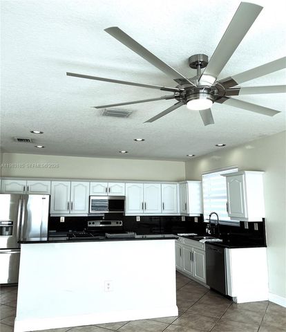 15840 SW 151st Ter, Miami, FL 33196