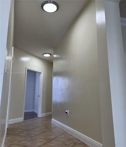 15840 SW 151st Ter, Miami, FL 33196