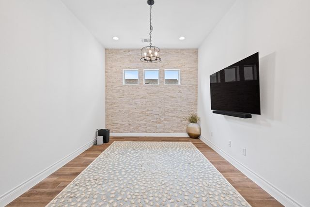925 Indian Hawthorne DR GH-39, Georgetown, TX 78628