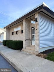 120 W WATER ST, Middletown, PA 17057