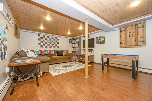 45 Beecher Avenue, East Islip, NY 11730