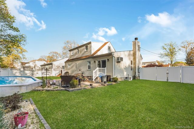 45 Beecher Avenue, East Islip, NY 11730