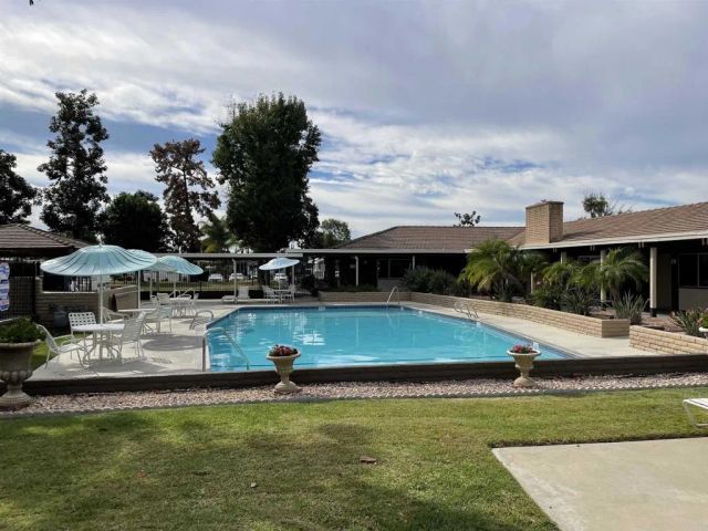 2700 E Valley 64, Escondido, CA 92027