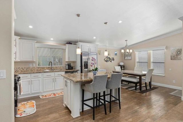 2700 E Valley 64, Escondido, CA 92027