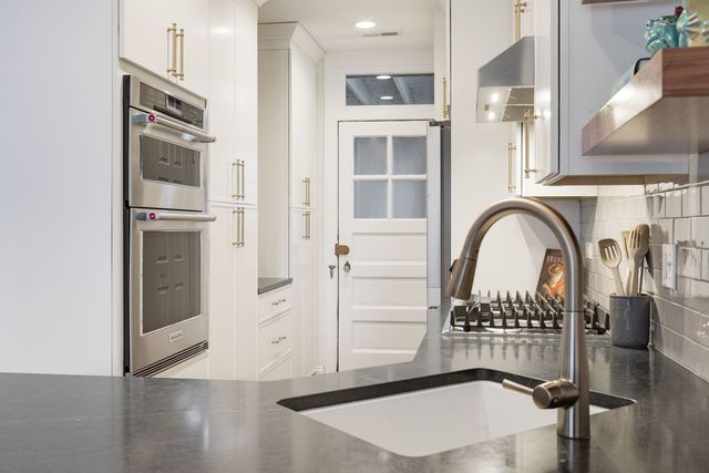 1118 Washington Boulevard 1A, Oak Park, IL 60302