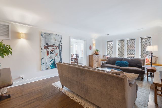 1118 Washington Boulevard 1A, Oak Park, IL 60302