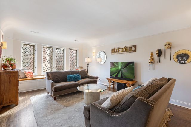 1118 Washington Boulevard 1A, Oak Park, IL 60302