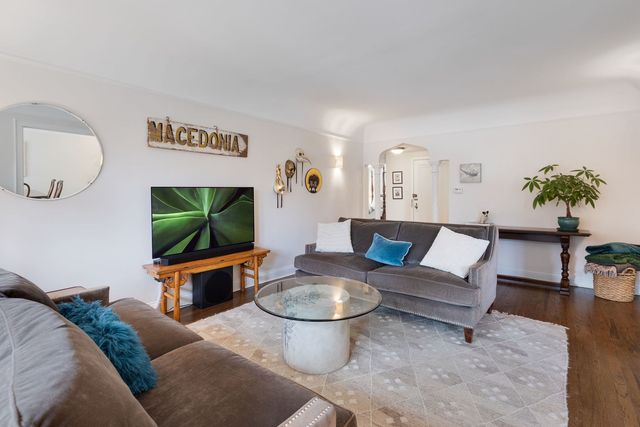 1118 Washington Boulevard 1A, Oak Park, IL 60302