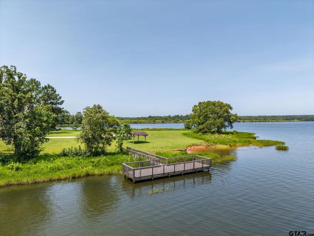 18182 Sunshine Ln, Troup, TX 75789