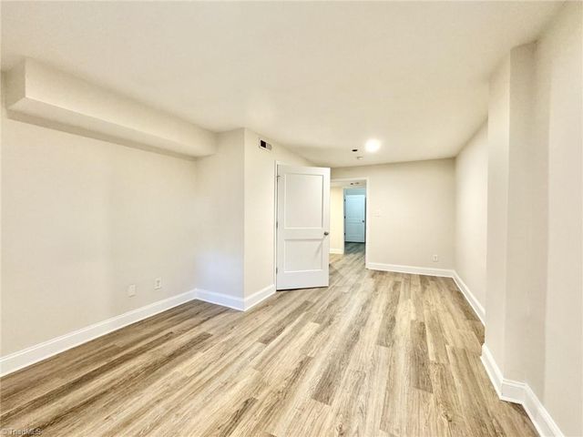 801 W McGee Street 4, Greensboro, NC 27401