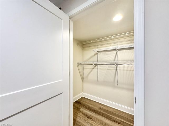 801 W McGee Street 4, Greensboro, NC 27401