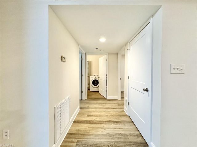 801 W McGee Street 4, Greensboro, NC 27401
