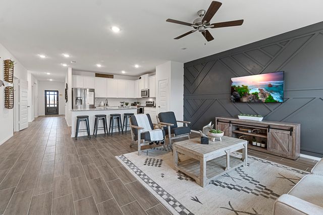 9105 Harrisburg Drive, Fort Worth, TX 76036