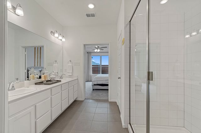 9105 Harrisburg Drive, Fort Worth, TX 76036