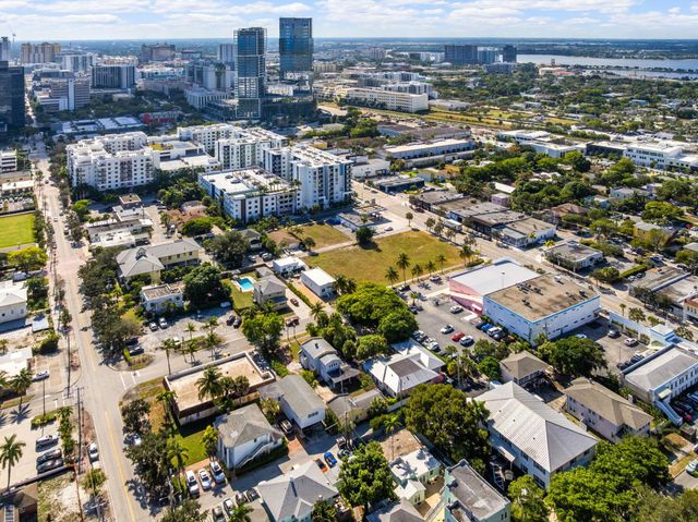 315 9th St Street, West Palm Beach, FL 33401