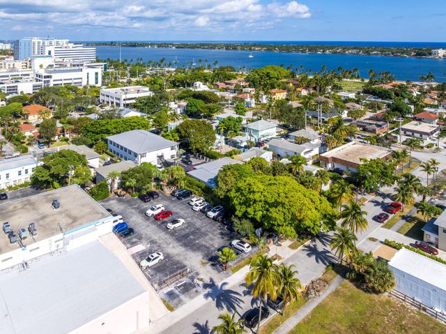 315 9th St Street, West Palm Beach, FL 33401