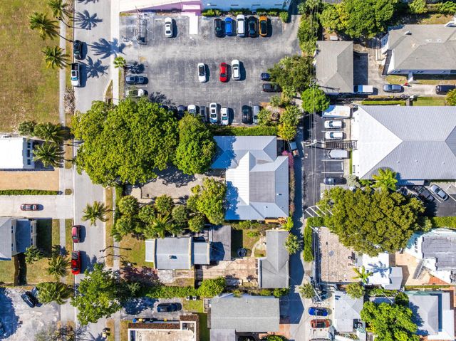 315 9th St Street, West Palm Beach, FL 33401