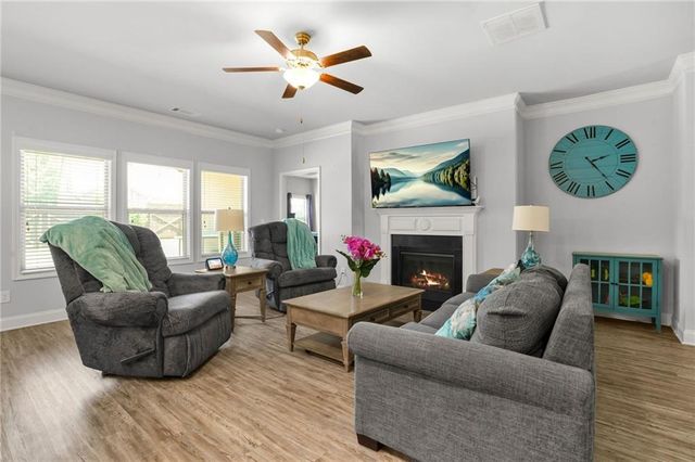 866 Newshaw Way, Lawrenceville, GA 30046