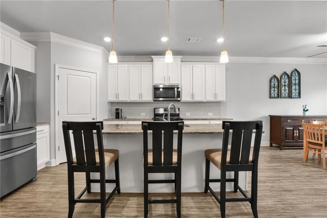 866 Newshaw Way, Lawrenceville, GA 30046